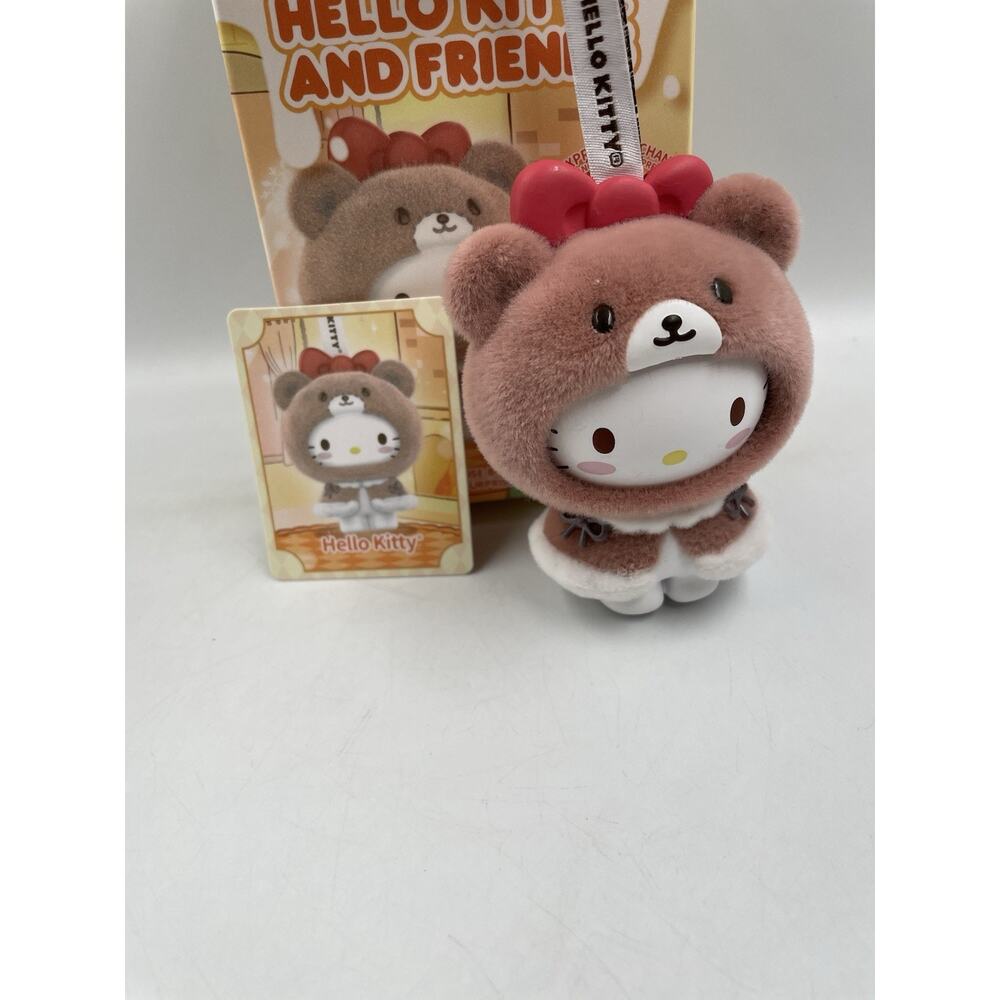 MINISO x Sanrio Hello Kitty Small Cape Series Confirmed Blind Box